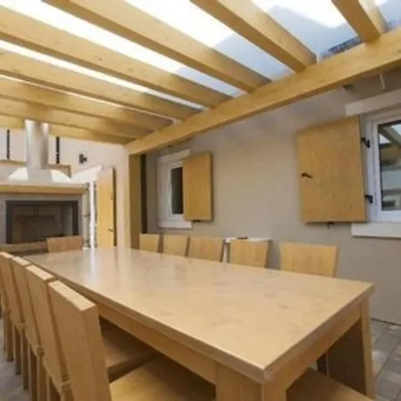 Ferienhaus In Premantura Mit Terrasse, Garten Und Whirlpool *